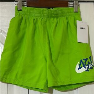 Nike boys Green Shorts
